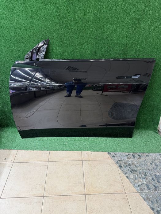 Дверь передняя tesla model Y