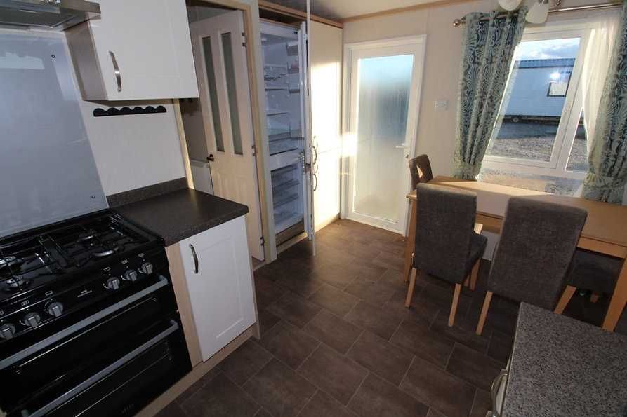 CASA LINDA COM 2 QUARTOS