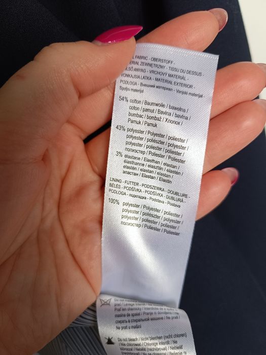 Granatowa marynarka Orsay