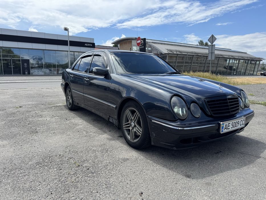 Mercedes-benz e320 CDI w210