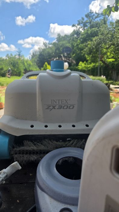 Запчасти Intex для каркасного бассейна. Насос, робот-пылесос ZX300, скиммер, краны