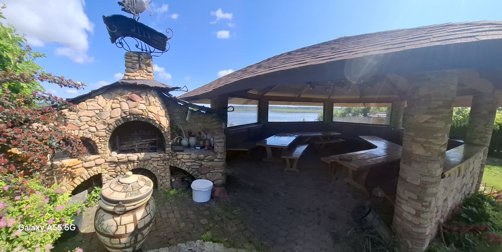 Будинок преміум біля  водосховища ,чан/сауна /пляж.