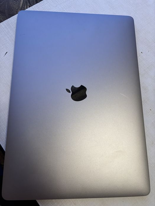 Macbook pro 2018 15”