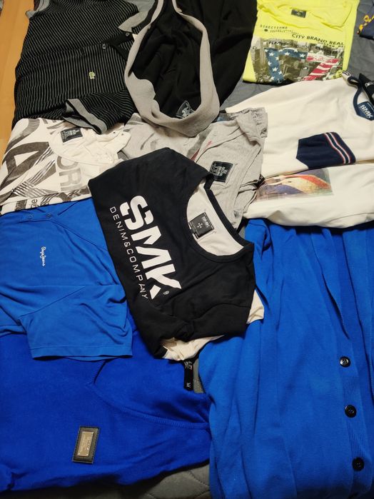 Lote de roupa nova e usada