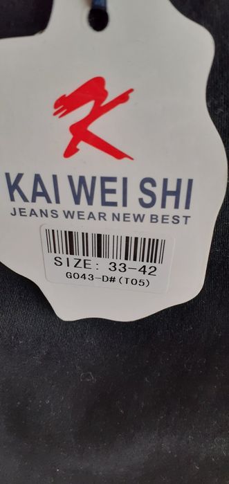 Jeansy damskie nowe