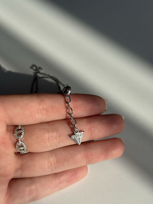 Підвіска guess біжутерія