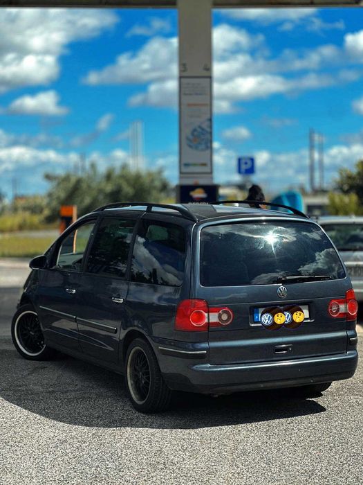 Vw sharan 1.9tdi 130cv com 250kms versão tredline limited.
