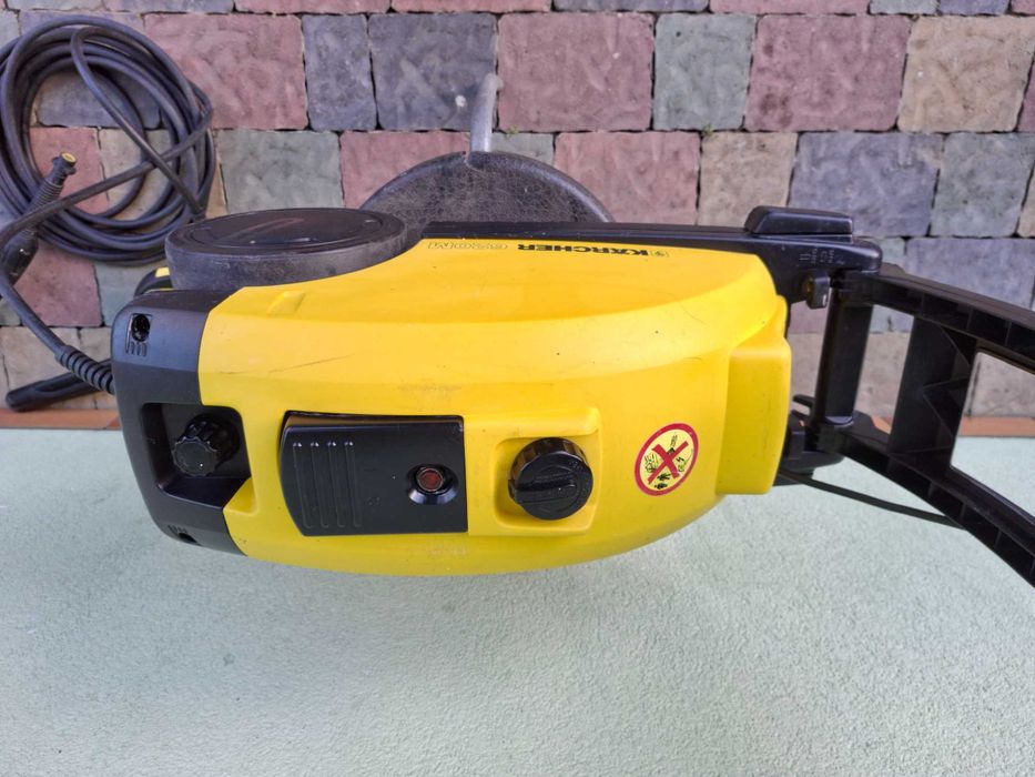 Мийка високого тиску Каршер,Karcher 620M