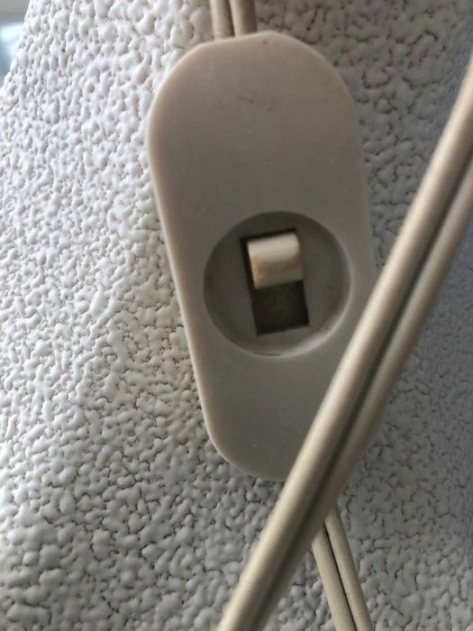 Candeeiro de mesa em louça