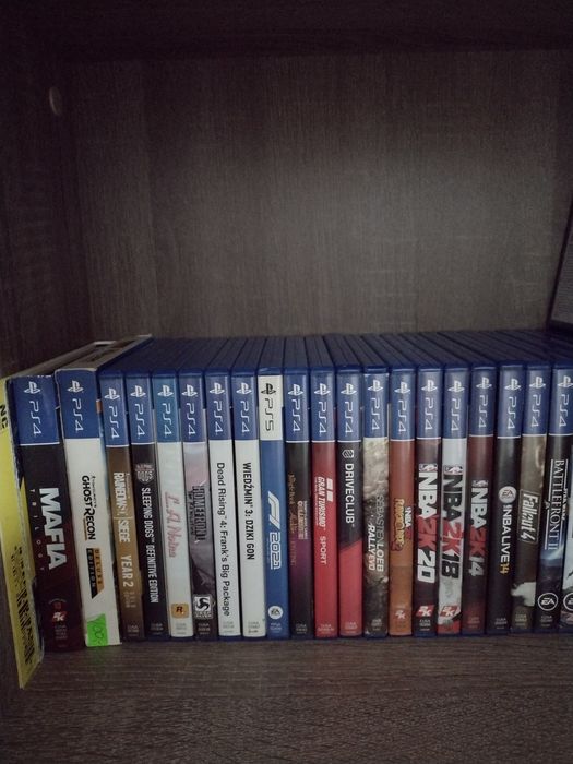 Wyprzedaż kolekcji.Gry  w świetnym stanie na ps5/ps4