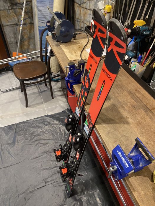 Slalomki rossignola 142 cm (slalomowe)