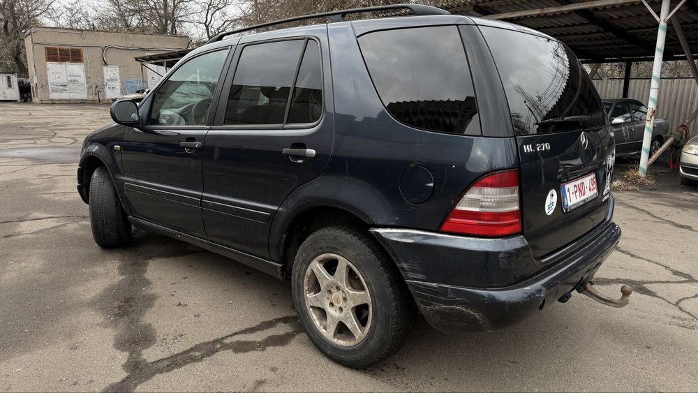 Мерседес ML270 2,7 дизель механика