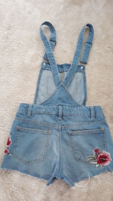 Ogrodniczki XXS Bershka