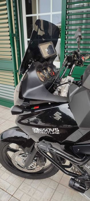 V Strom DL 650 em excelente estado