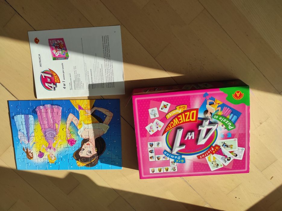 47. 4 w 1 Dziewczyny Alexander puzzle Memo domino Piotruś