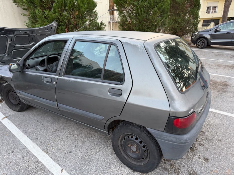 Clio 1.2 energi gasolina ano 98