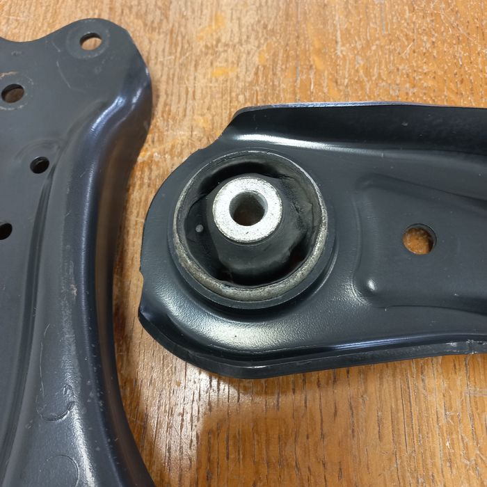 Triangulos da frente POLO V 2009 a 2017