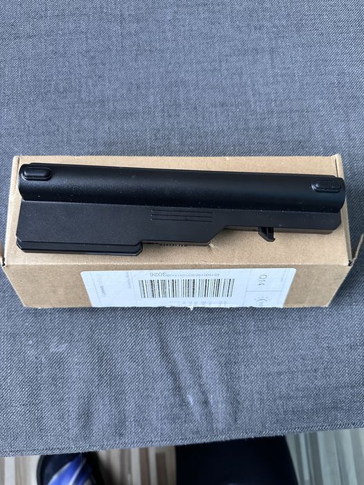 Sprzedam akumulator do laptora Lenovo 6600mah (NOWE)