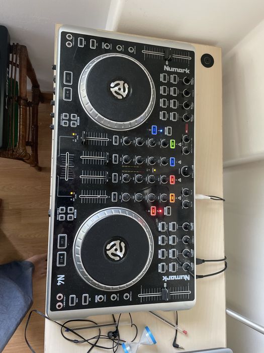 Controladora numark N4