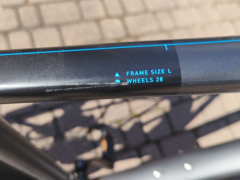 Rower trekingowy cube touring  on1