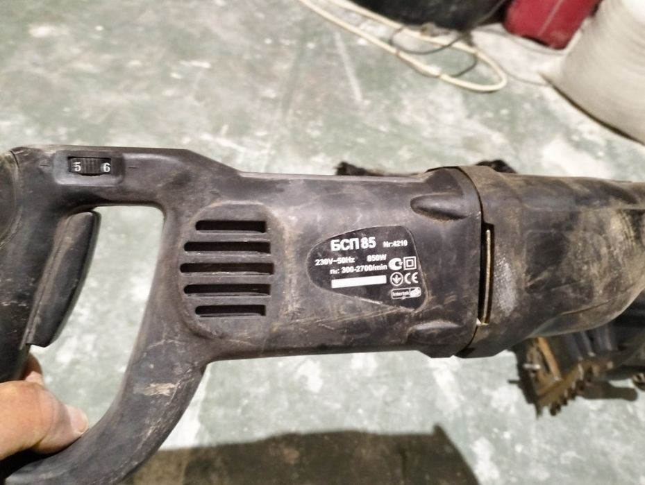 Електроинструмент на запчасти или восстановление