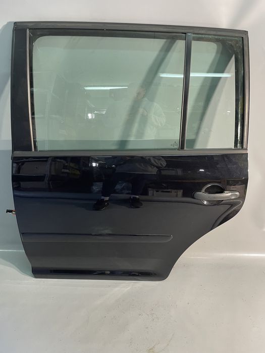 Drzwi lewe tył vw touran 1 kolor LC9Z