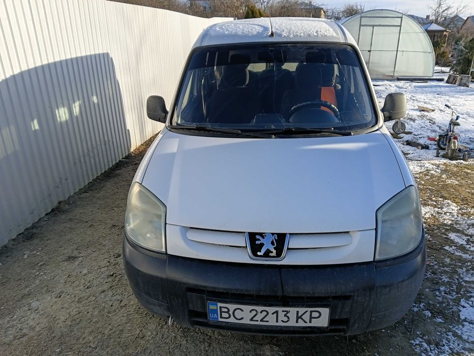 Пежо партнер пасажир 2,0 дізель