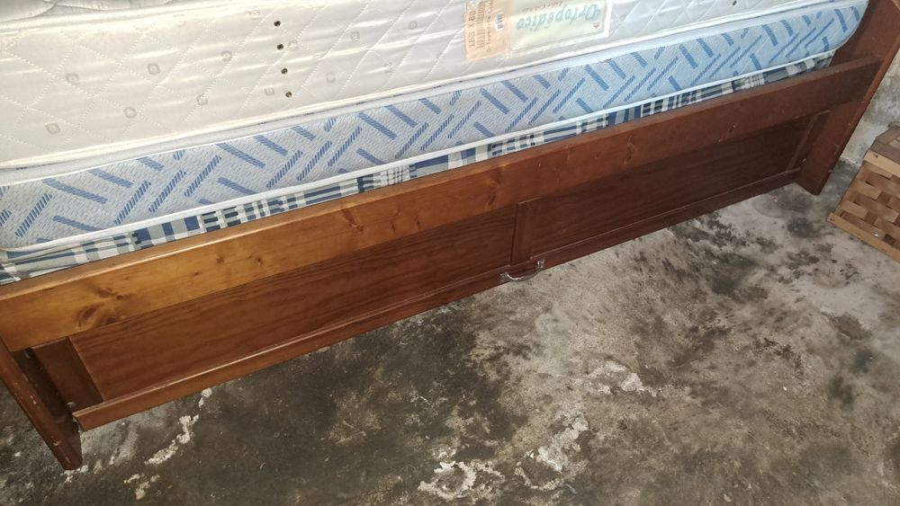 Movel estante com camas e escrivaninha