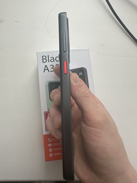 Смартфон ZTE Blade A35 4/64GB (90hz / 8 ядер / 5000 mah батарея)