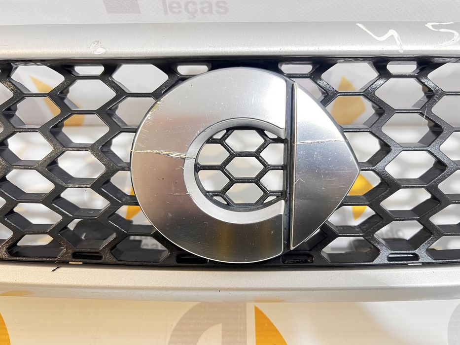 Grelha frente com simbolo smart fortwo 451 restyling facelift