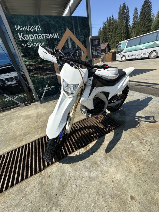 Обмін hornet dakar pro