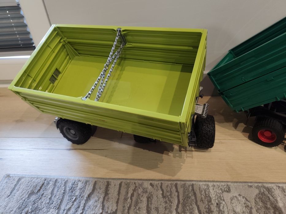 Zestaw traktor, przyczepki opryskiwacz Bruder