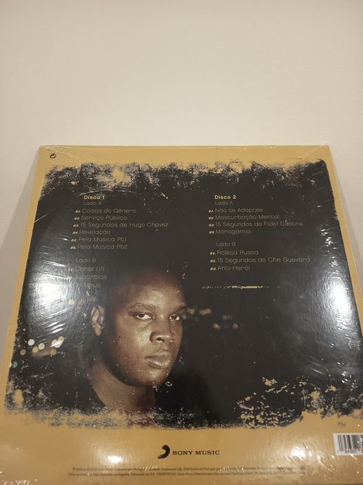 Vinil do Valete Serviço Público selado.