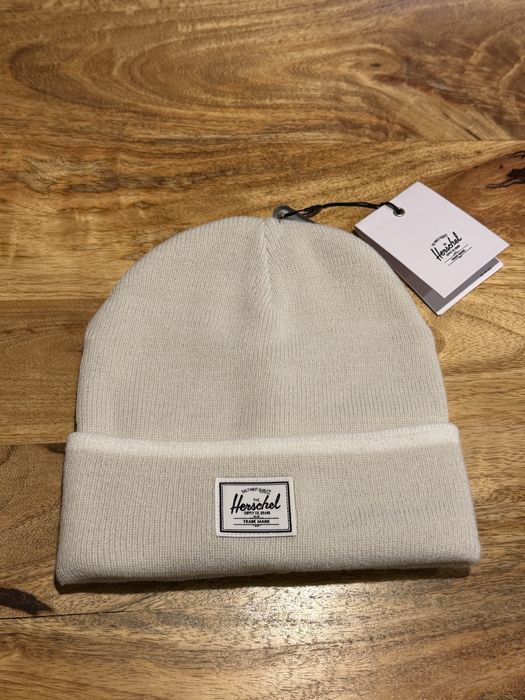 Nowa czapka Herschel – oryginalna, z metką