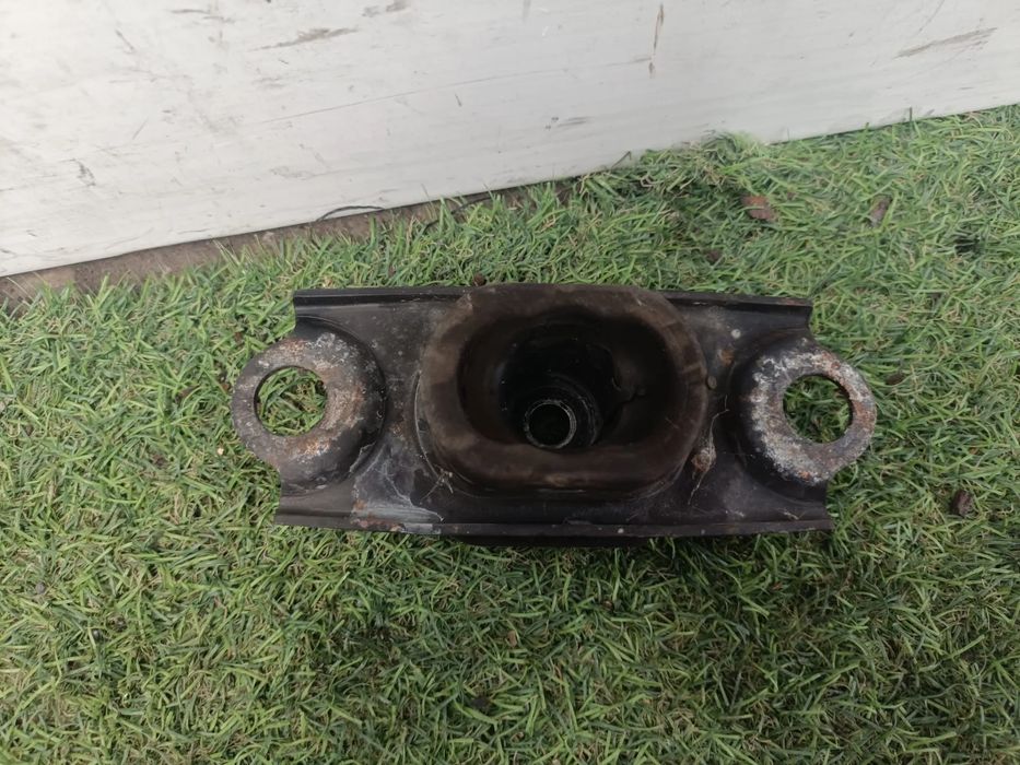 Apoio do motor TOYOTA Corolla Wagon (_E12_)