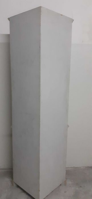 Móvel de canto antigo