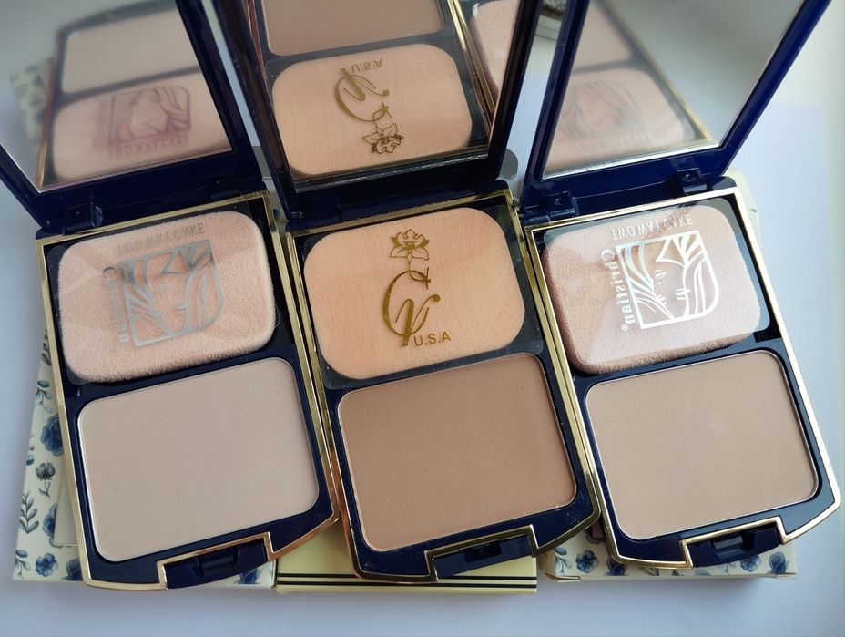 Крем пудра Christian 2 в 1