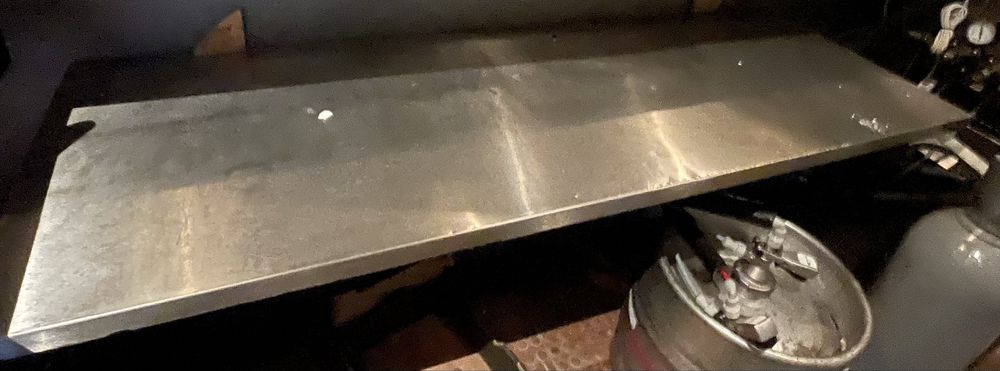 1 prateleira inox 175*60 e 2 prateleiras 145*50