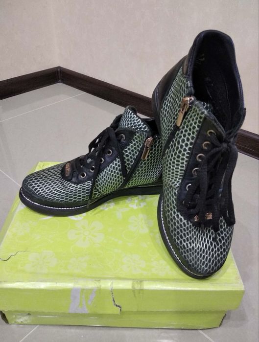 ЧЕРЕВИКИ жіночі р.38