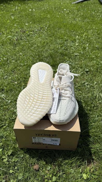Buty Adidas Yeezy Boost V2 350 Bone