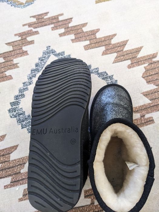 Уггі Emu Australia