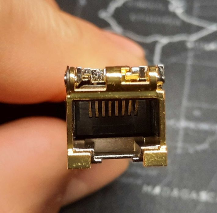 SFP-GE-T модуль до роутеров та маршрутизаторів