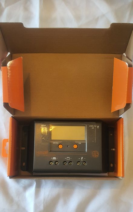 Controlador carga/descarga Solar Compacto iSCC-LX-XUNZEL-40A-12/24V PR