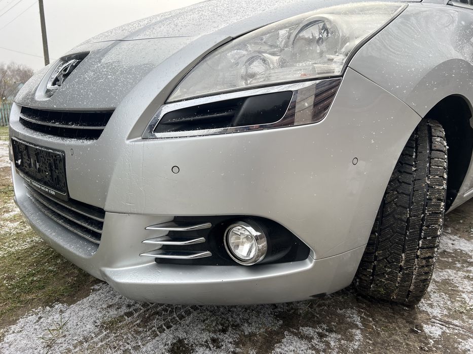 Авторозборка Пежо 3008 5008.Бампер передній Peugeot 5008