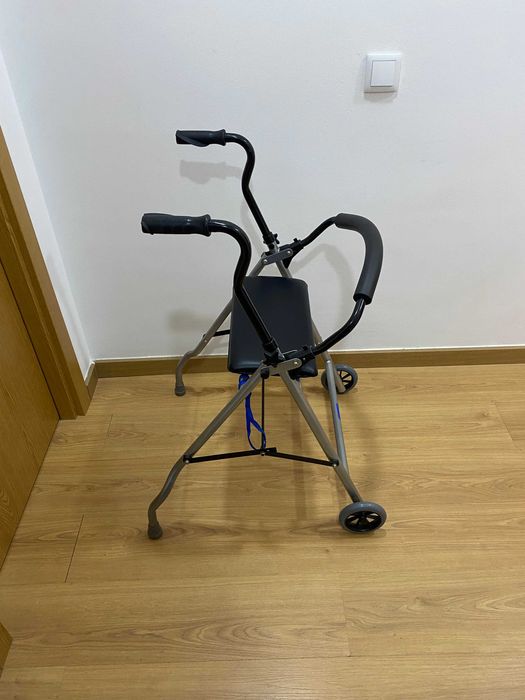 Andarilho novo nunca utilizado
