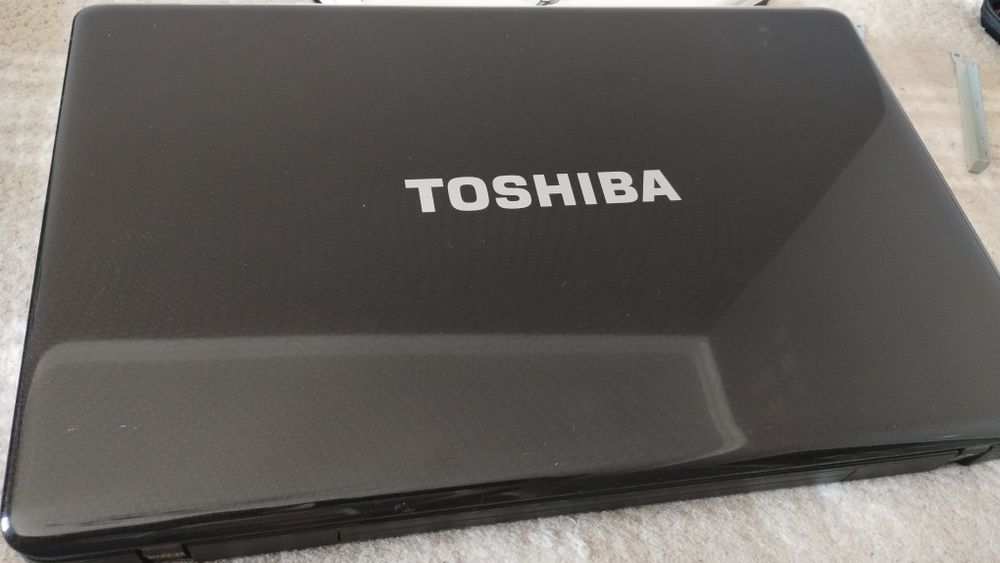 Laptop na części