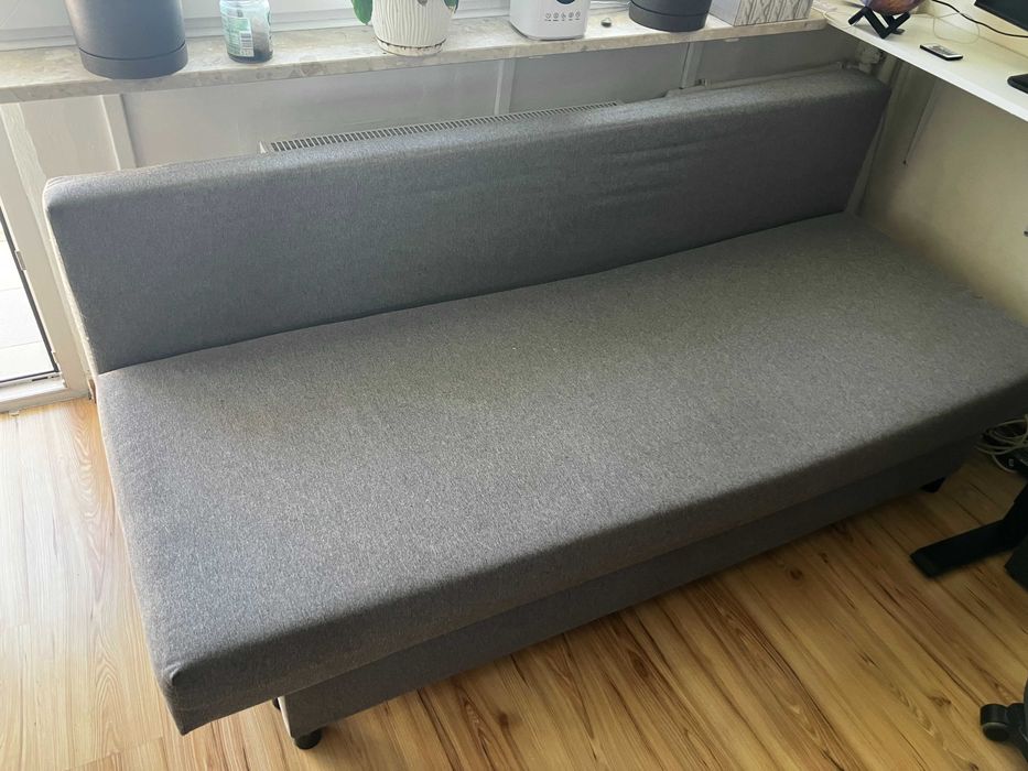 Kanapa rozkładana (z funkcją spania) - 400 zł