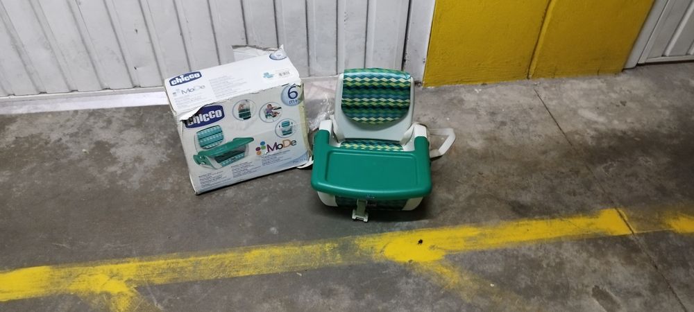 Cadeira móvel refeição