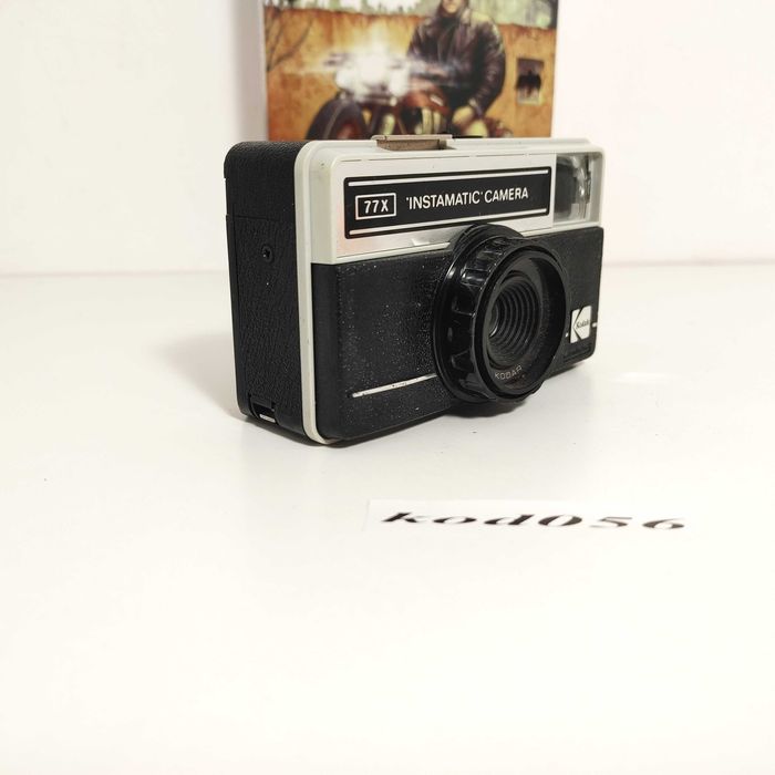 KODAK Instamatic 77X - analogowy aparat fotograficzny na film 126