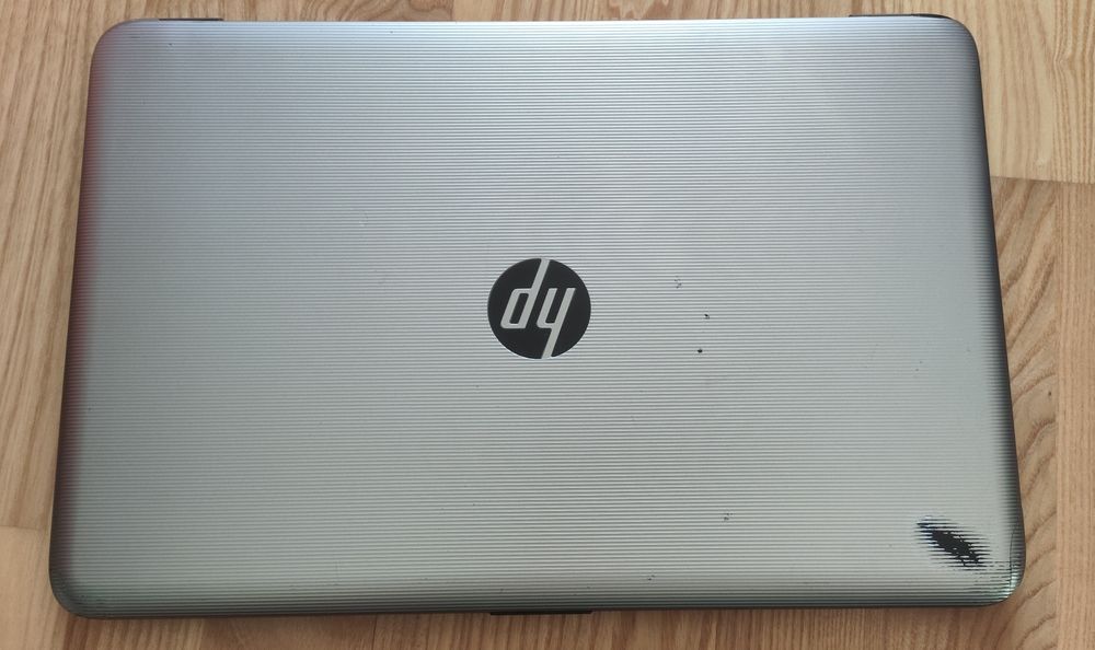 Laptop HP 15-ay536mw